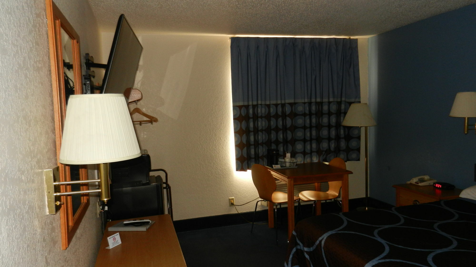 Super 8 By Wyndham Potosi Hotel Exterior foto